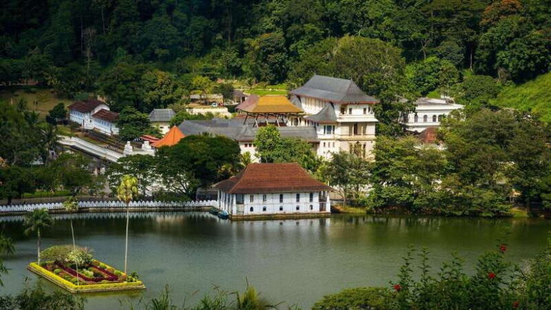 2-Day Scenic Tour from Kandy to Ramboda & Nuwara Eliya - Exploring the Itinerary in Detail