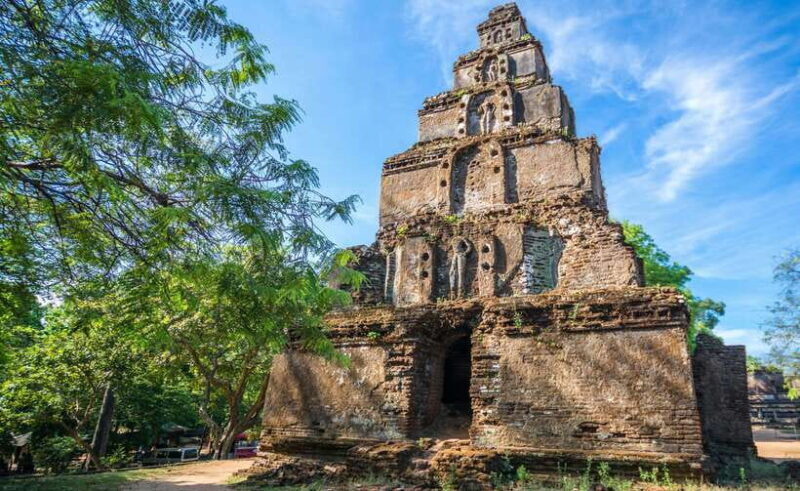 2 Day tour from Kandy: Sigiriya Polannaruwa and Anuradhapura - What’s Included and What’s Not?