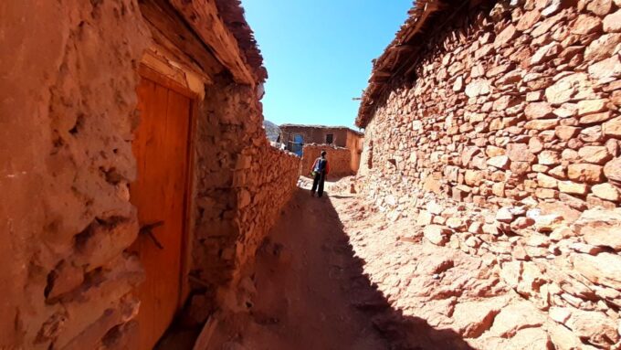 2 Day Trek in Atlas With Locals.. / Virgin Villages - Interacting With Locals