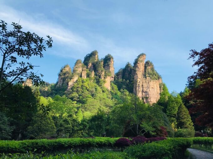 2-Day Zhangjiajie Tour Including Yuanjiajie Mountains - Booking and Payment Details