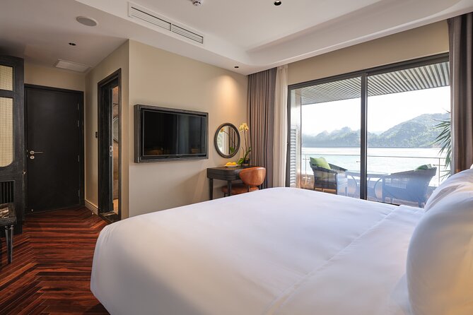 2 Days 1 Night Discovery Halong Lan Ha Bay Group for 2 Adults - Itinerary Day 1