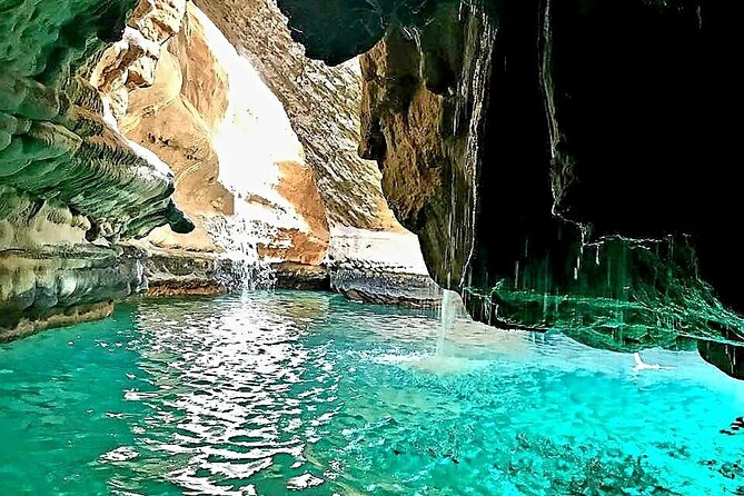 2 Days and 1 Night Private Tour in Wadi Shab to Wahiba Sands Desert - Inclusions and Amenities