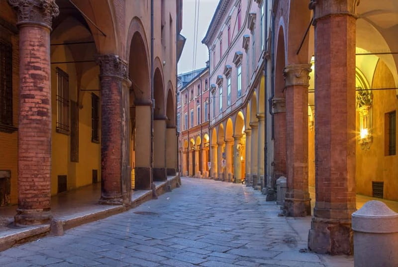 2 days in Bologna between culture, food, and motors - Discover Bologna in Style and Comfort