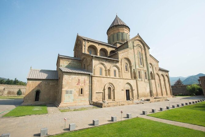 2 Days in Georgian Mountains, Kazbegi and Juta - Good To Know