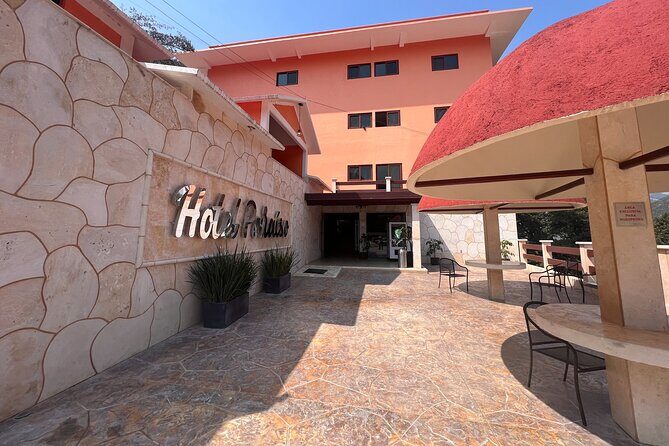 2 Days in Hot Springs Tolantongo Hotel and Private Transportation - Relaxation and Rest on Day 2