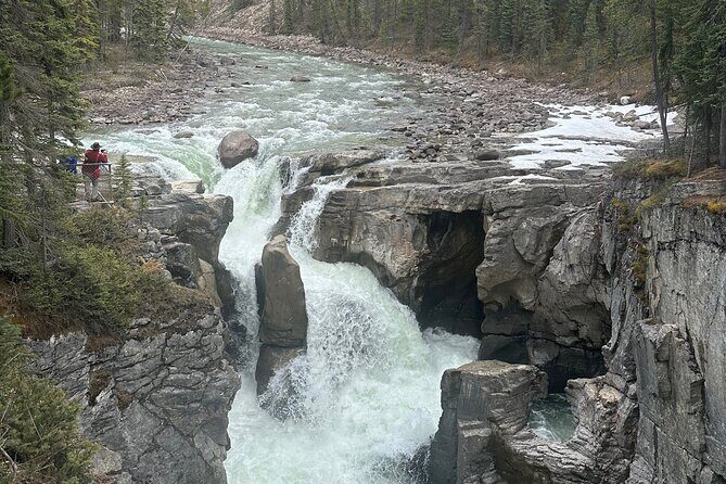 2 Days Luxury Guided Tour of Jasper National Park from Calgary - A Detailed Look at the Itinerary