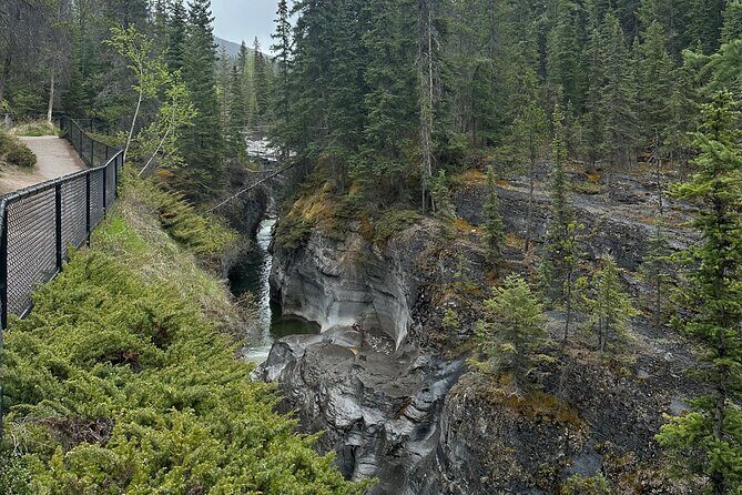 2 Days Luxury Guided Tour of Jasper National Park from Calgary - Final Thoughts: Is it Worth It?