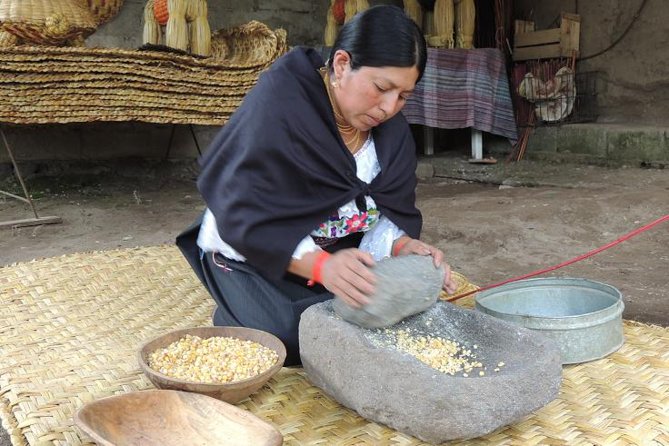 2-Days Otavalo Highlights - Hiking in Mojanda Volcano