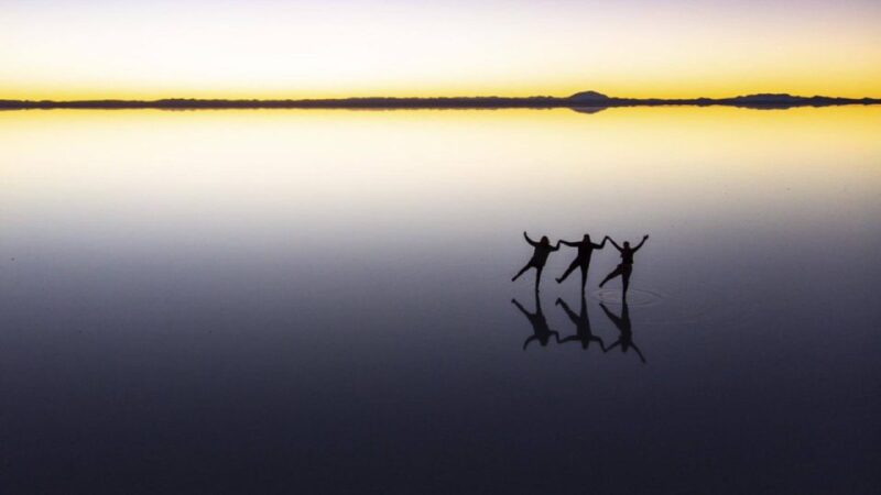 2-Days Private Roundtrip From Chile to Uyuni Salt Flats - Experience Highlights