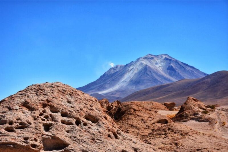 2-Days Round-Trip From Chile to Uyuni Salt Flats - Day 2 Itinerary Highlights