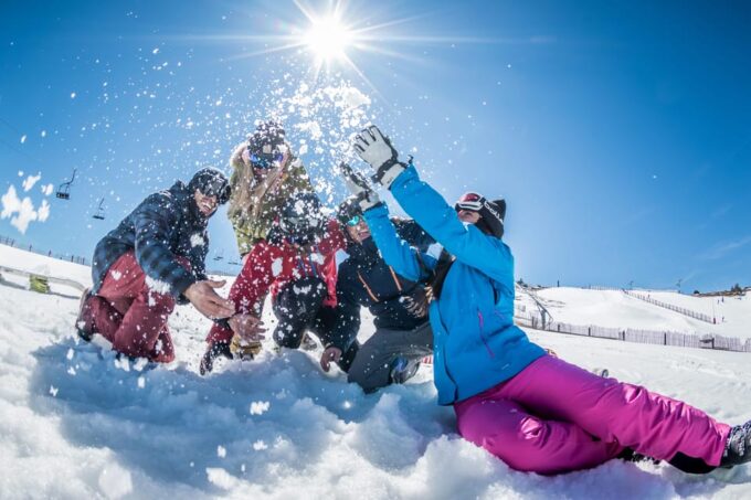 2 Days Snow Escape From Valencia - Booking and Cancellation Policy