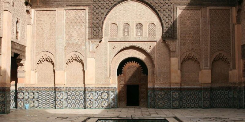 2 Days Trip From Marrakech to Ait Benhaddou & Dades Valley - Navigating the Dades Gorges