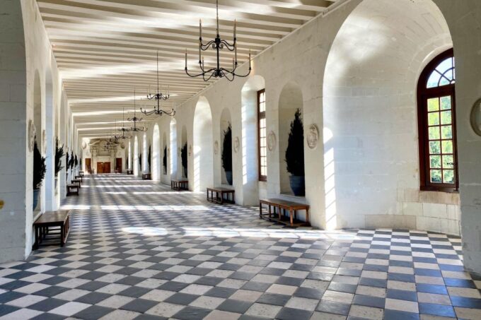 2 Days VIP Individually 6 Loire Castles From Paris Mercedes - Accommodation Choices