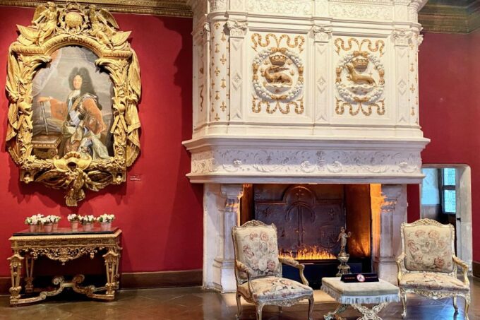 2 Days VIP Individually 6 Loire Castles From Paris Mercedes - Frequently Asked Questions