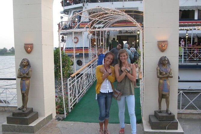 2 Hour Cairo Dinner Cruise on Nile River With Live Band - Meeting and Pickup