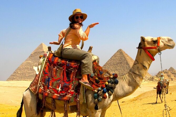 2 Hour Camel or Horse Riding Around the Pyramids - Exploring the Pyramids