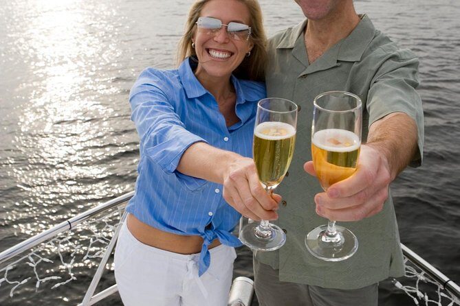 2 Hour Champagne Sunset Cruise from Grace Bay, Providenciales (Adult Only) - Food and Drink: A Local Taste