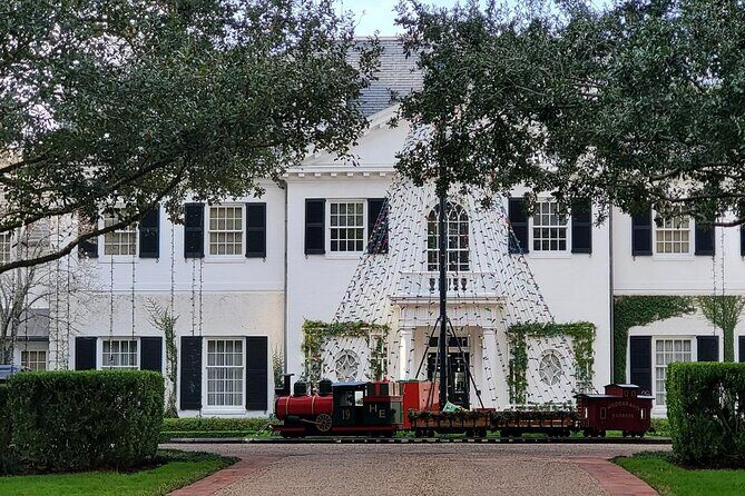 2 Hour December Holiday Lights Tour - An In-Depth Look at the 2 Hour Holiday Lights Tour