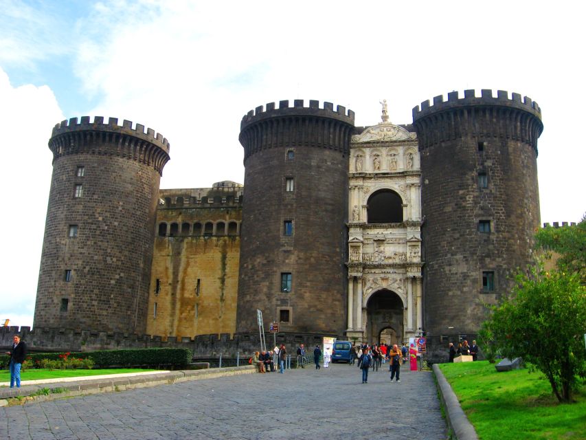 2-Hour Guided Naples Walking Tour - Panoramic Views of the Gulf