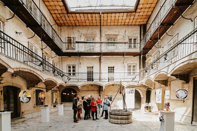 2 Hour Guided Walking Tour in Ljubljana - Analyzing the Value