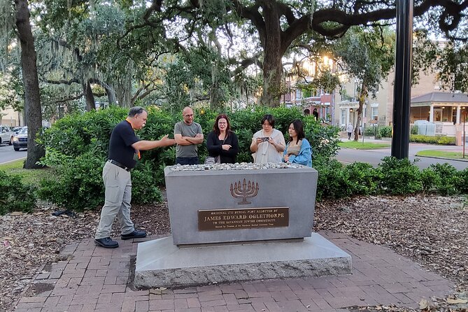 2 Hour Historical Walking Tour in Savannah - Tour Pricing and Booking Details