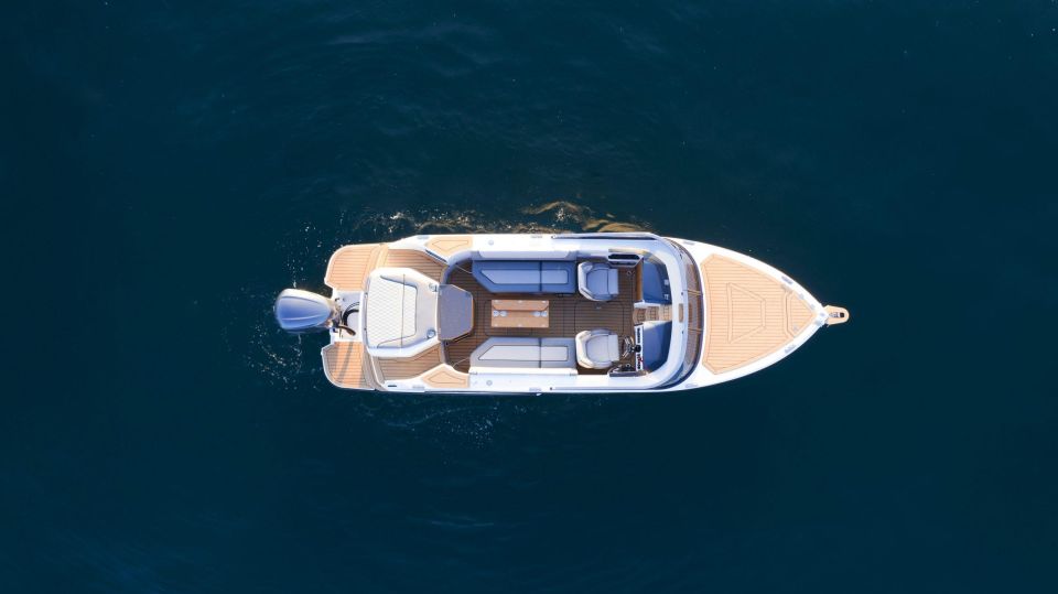 2 Hour Luxury Tour of Lake Como: Discover the Beauty - Inclusions