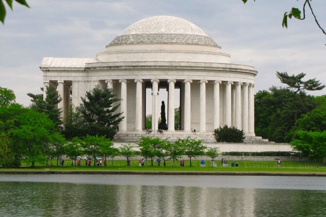 2-Hour National Mall Walking Tour From Washington DC - Discovering Key Landmarks