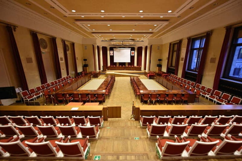 2 hour: Palace of Culture & Science Guided Tour in English - FAQ