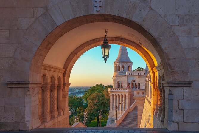 2-Hour Private Budapest Castle Walking Tour - Meeting and Pickup