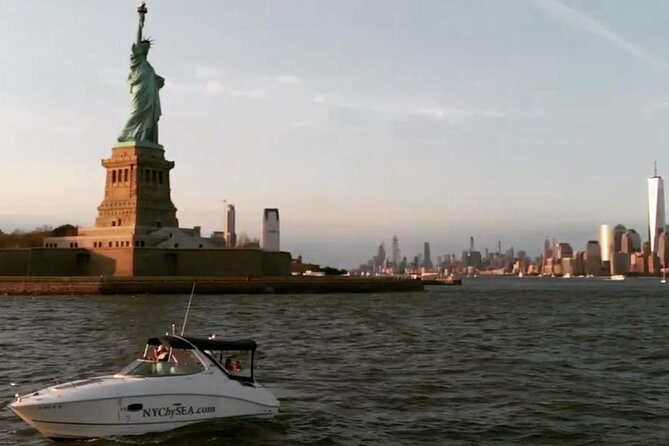 2-Hour Private Luxury Boat Tour in New York City - Customer Reviews and Experiences