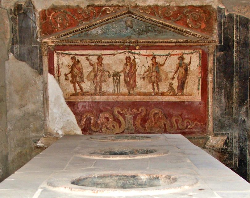 2-Hour Private Pompeii Walking Tour - Key Points