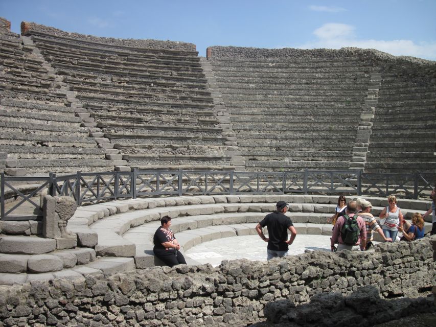 2-Hour Private Pompeii Walking Tour - Sights to Explore