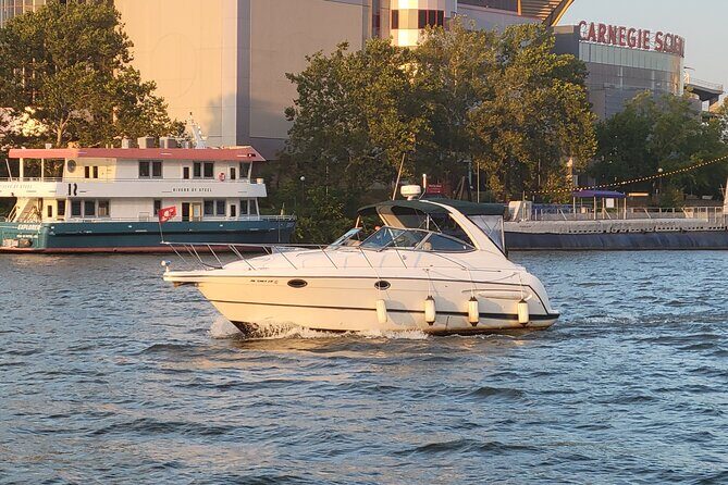 2 Hour Private Sightseeing Charter Boat Cruise - Authentic Reviews: What Past Participants Say