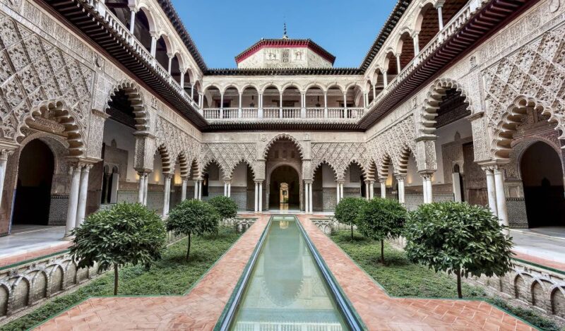 2-Hour Private Walking Tour in Alcazar of Seville - Personalized Experience