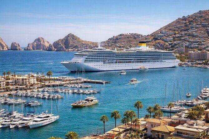 2-Hour Shore Excursion | Arch, Lovers Beach & Whale Encounters - Summary of the Experience