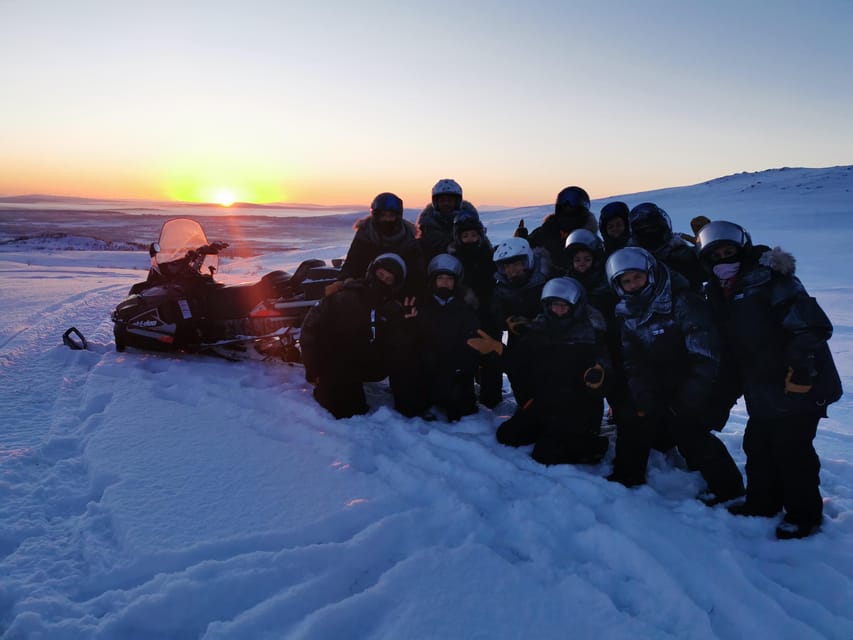 2-Hour Snowmobiling Experience - An In-depth Look at the 2-Hour Snowmobiling Experience
