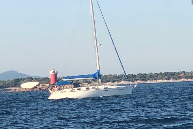 2-hour sunset tour by sailboat with aperitif. - FAQ