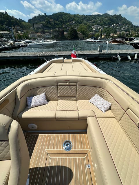 2 hour tour: Luxury motorboat for tours on Lake Como - Key Points