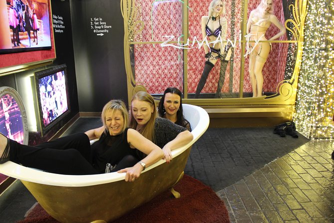 2-Hour Vegas Strip Walking Tour With Photos,Champagne & Vintage Vegas Goody Bags - Booking Information