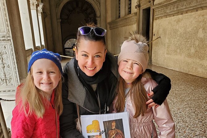 2-Hour Venice With Kids and Family Friendly Private Guided Tour - Logistics and Accessibility