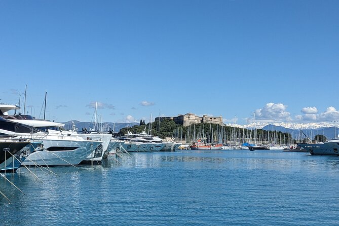 2 Hour Walking Tour in the Old Town of Antibes - Interaction With Local Artists