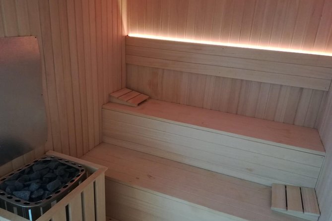 2 Hours Double Pass Spa Circuit in Hotel Don Gregory - Included Services and Amenities
