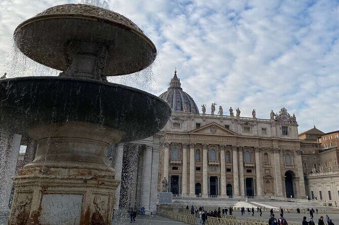 2 Hours Guided Walking Tour in St. Peter's and Dome Exploration - The Itinerary: What You’ll Actually See and Do