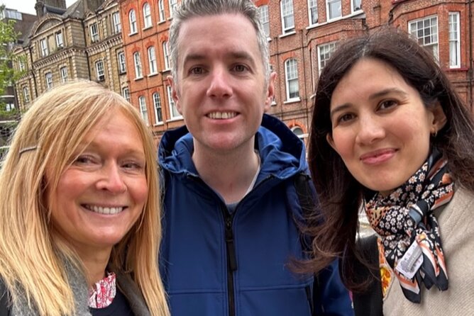 2 Hours History Walking Tour of The Secret Streets in Chelsea - Tour Logistics and Details