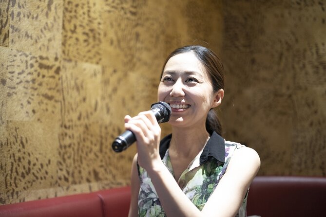 2 Hours Karaoke Room With Set Menu and Unlimited Drinks in Osaka - Karaoke Facilities and Equipment