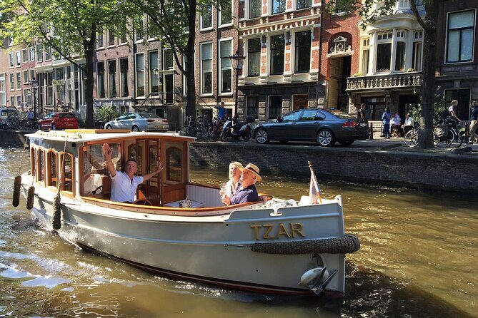 2 hours Private Boat Tour in Amsterdam with welcome drink - Who Will Love This Tour?  