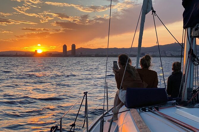 2 Hours Private Boat Trip With Open Bar - Cancellation Policy
