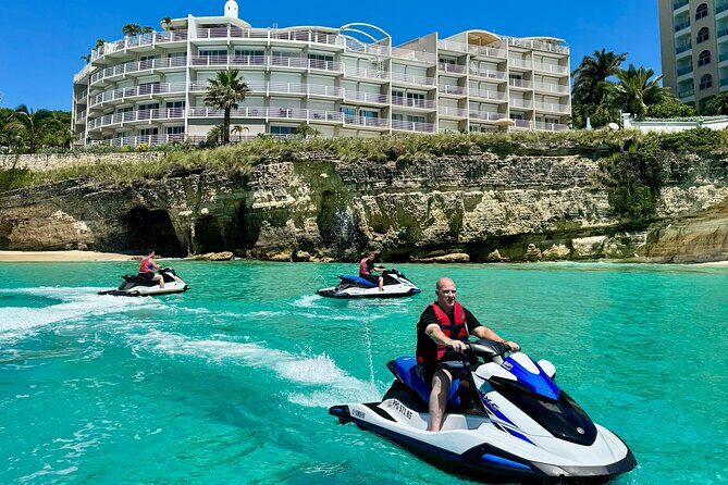 2 Hours Private Jet Ski Tour in Saint Martin with free passenger - FAQ