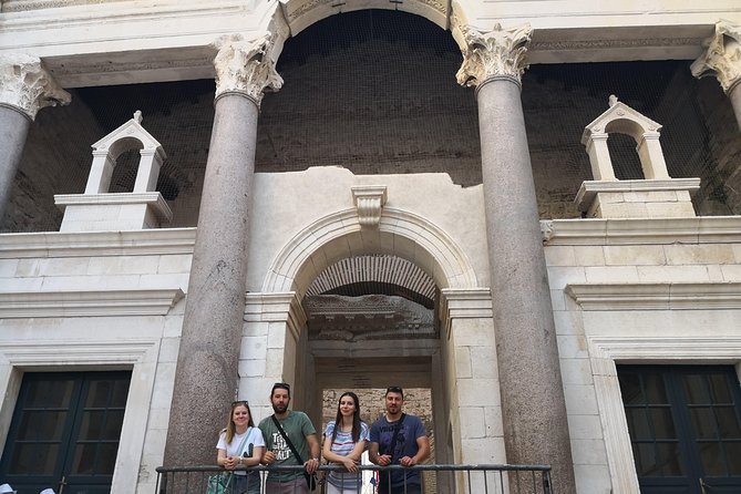 2 Hours Split Walking Tour With Free Food Tasting - Meeting and Pickup Details