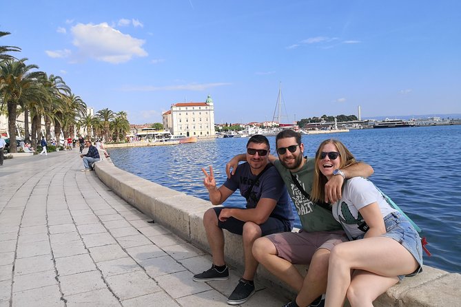 2 Hours Split Walking Tour With Free Food Tasting - Participant Guidelines